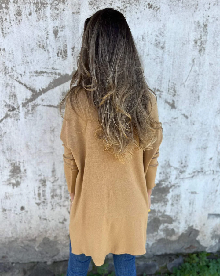 Anya | Top de Punto con Cuello en V y Caída Suave - Favorecedor en Todos los Lugares Correctos.