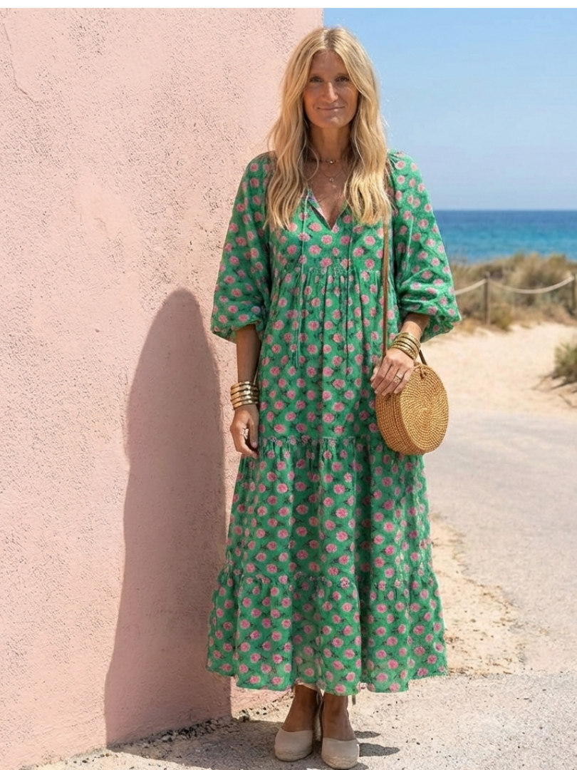 Fiora | Vestido midi a capas con escote en V y estampado floral