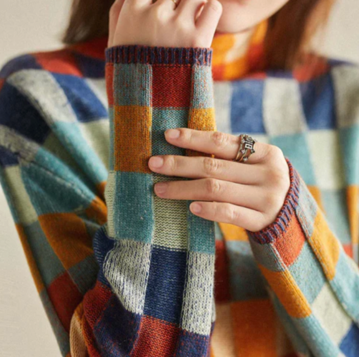 Isabelle – Soft Sweater with a Special Design