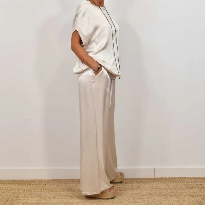 Conjunto Elegante de Dos Piezas Rita | Blusa Fluida y Pantalones de Pierna Ancha