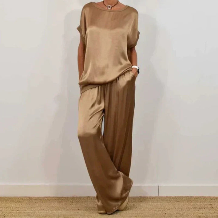 Conjunto Elegante de Dos Piezas Rita | Blusa Fluida y Pantalones de Pierna Ancha